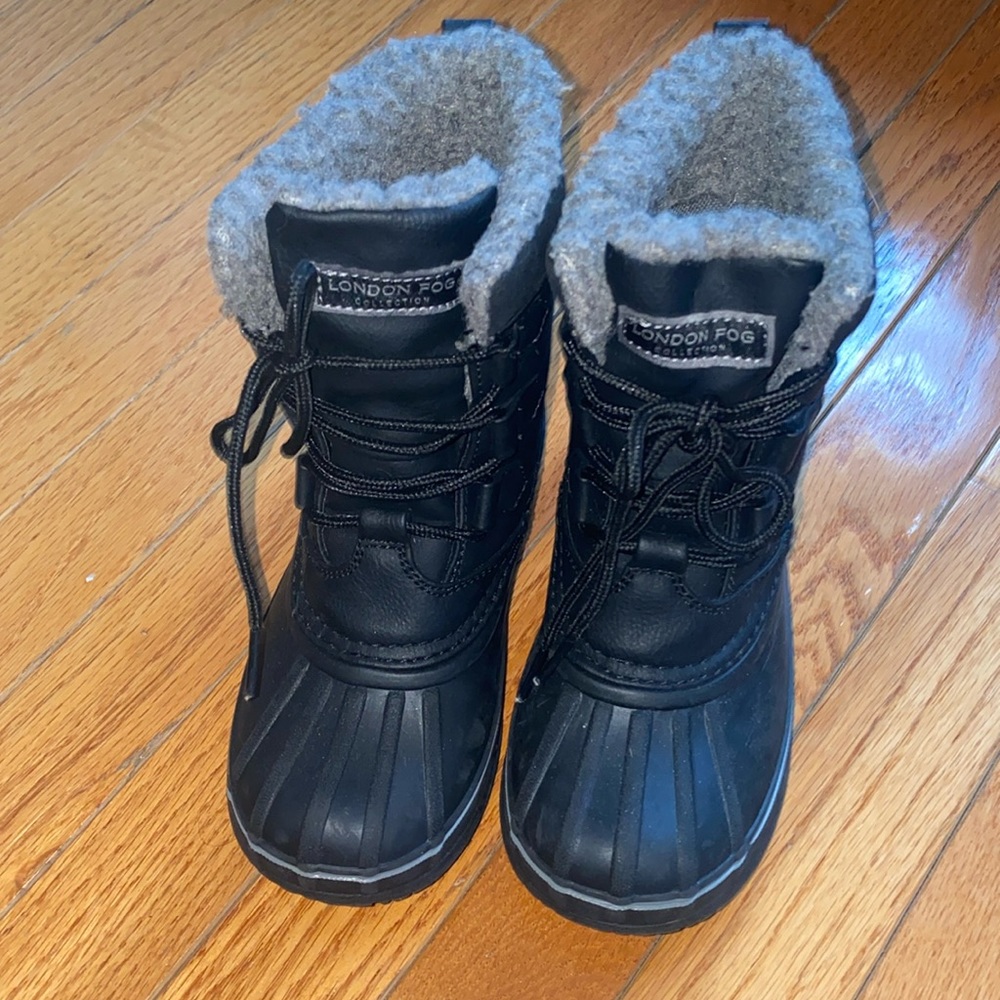 Boys London Fog snow boots
